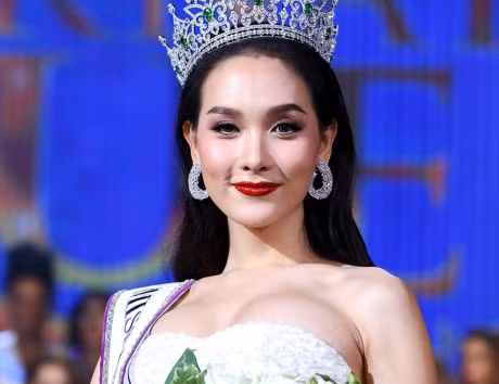 Nhin gan nhan sac cua tan Hoa hau chuyen gioi quoc te - Anh 1