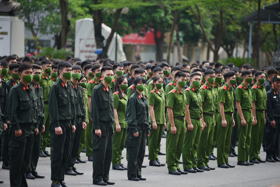 Khoa Cảnh sát vũ trang, Học viện Cảnh sát nhân dân được thành lập từ năm 2007, với nhiệm vụ đào tạo chuyên ngành Tham mưu, chỉ huy vũ trang bảo vệ ANTT, góp phần hoàn thiện hơn hệ thống đào tạo và nghiên cứu của lực lượng CSND, khẳng định sự lớn mạnh, trưởng thành của Học viện.