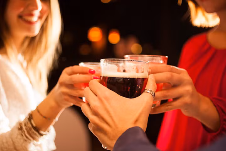 Bí quyết giúp bạn không bị say rượu, bia