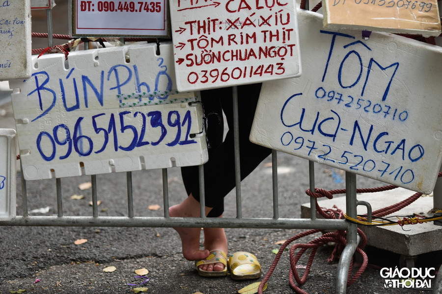 Từ những mặt hàng tươi sống, đến bún phở, hay là những mặt hàng đã được nấu chín đều có đầy đủ.