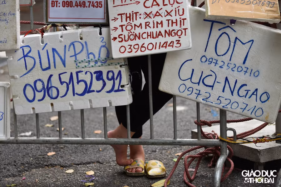 Từ những mặt hàng tươi sống, đến bún phở, hay là những mặt hàng đã được nấu chín đều có đầy đủ.