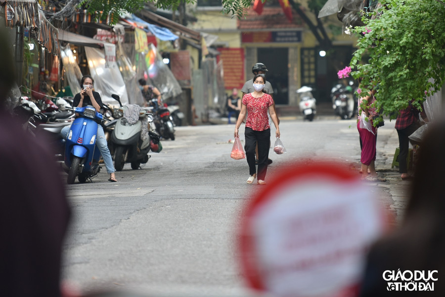 Đi chợ kiểu mới tại "chợ nhà giàu" Hà Nội trong thời gian giãn cách xã hội ảnh 15