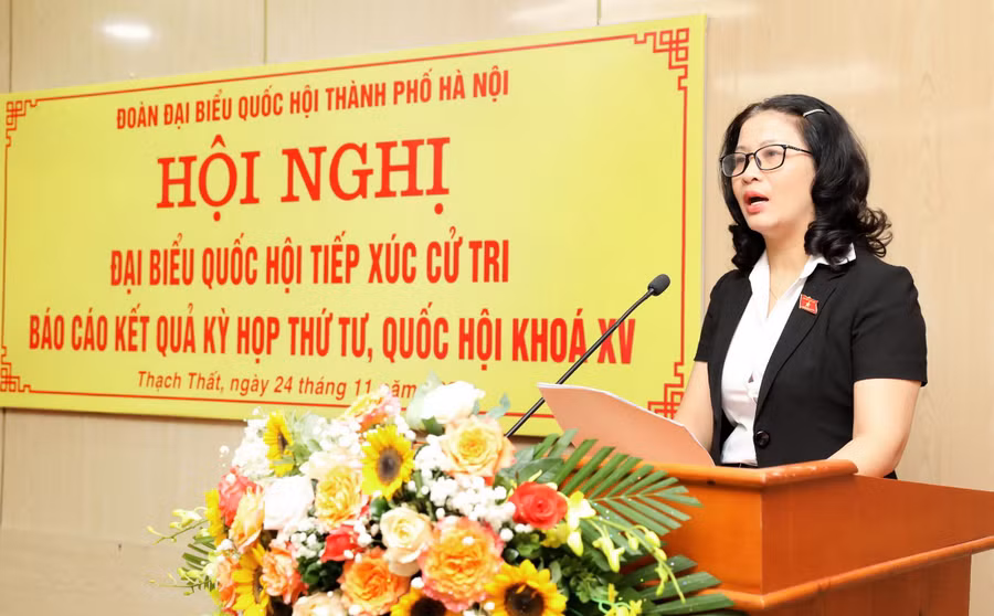 GS.TS Nguyễn Thị Lan - Đại biểu Quốc hội đơn vị bầu cử số 8 (Đoàn đại biểu Quốc hội TP Hà Nội) phát biểu tại hội nghị tiếp xúc cử tri. GS.TS Nguyễn Thị Lan - Đại biểu Quốc hội đơn vị bầu cử số 8 (Đoàn đại biểu Quốc hội TP Hà Nội) phát biểu tại hội nghị tiếp xúc cử tri.