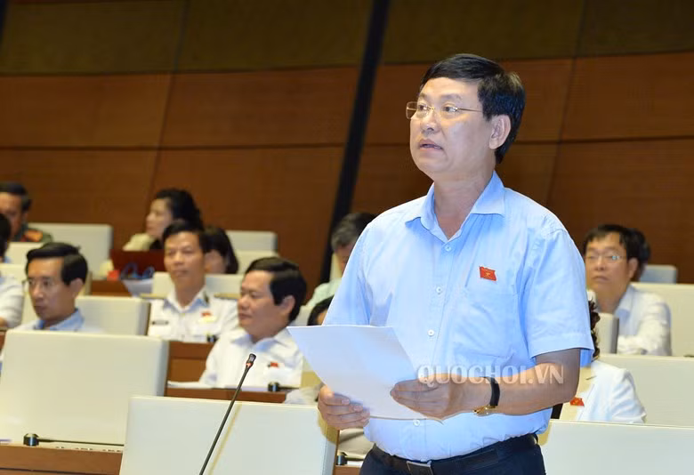 Đại biểu Nguyễn Hữu Chính: Việc mở rộng hình thức tố cáo quá fax, thư điện tử, điện thoại là cần thiết Đại biểu Nguyễn Hữu Chính: Việc mở rộng hình thức tố cáo quá fax, thư điện tử, điện thoại là cần thiết