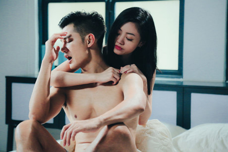 Lộ cảnh nóng của Đức Tuấn với bạn diễn điển trai - Ảnh 10 Lo canh nong cua Duc Tuan voi ban dien dien trai - Anh 10