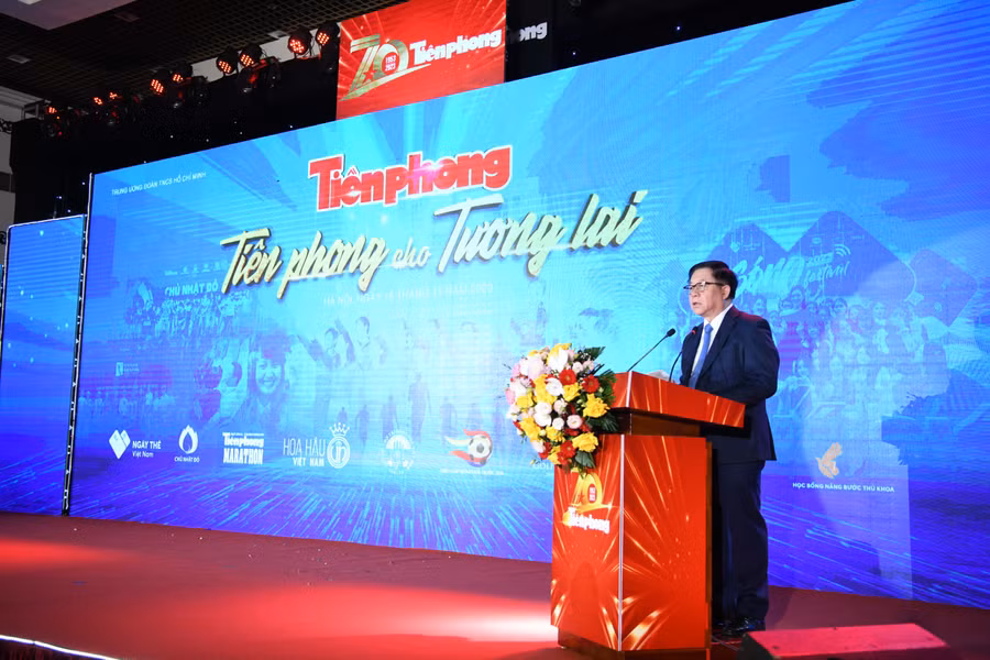 Bí thư Trung ương Đảng, Trưởng ban Tuyên giáo Trung ương - Nguyễn Trọng Nghĩa phát biểu tại buổi lễ.