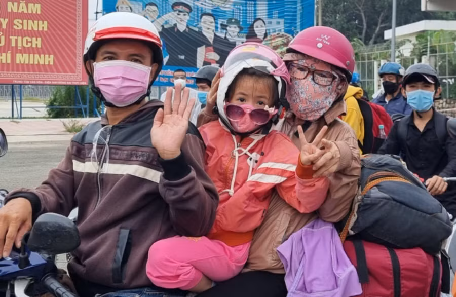 Từ áp lực nhà trọ, nhiều công nhân đã rời Đồng Nai về quê.