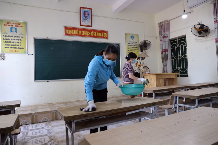 Nhiều trường học tại Hà Nội chuẩn bị kỹ để đón học sinh trở lại ngày 8/11 ảnh 5