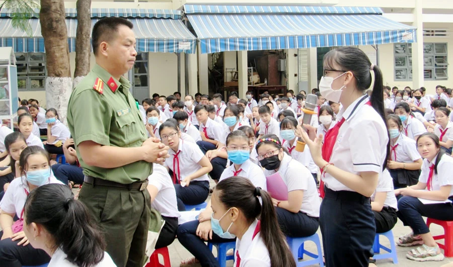 Tuyên truyền phòng chống bạo lực học đường. Ảnh minh hoạ/INT