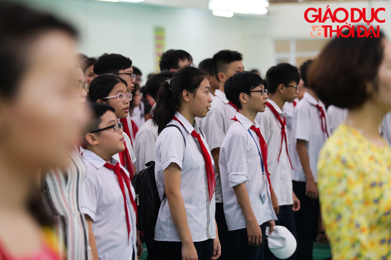 Rất nhiều học sinh trên địa bàn quận Hoàng Mai đã có mặt tại lễ phát động