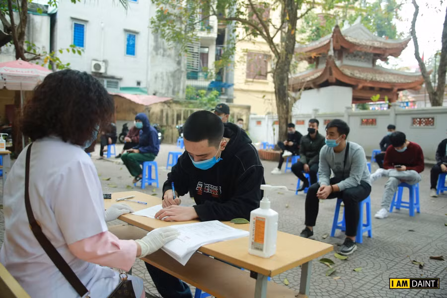 Năm 2021, Hà Nội được giao nhiệm vụ tuyển chọn và gọi hơn 4.000 thanh niên nhập ngũ thực hiện nghĩa vụ quân sự và công an nhân dân.