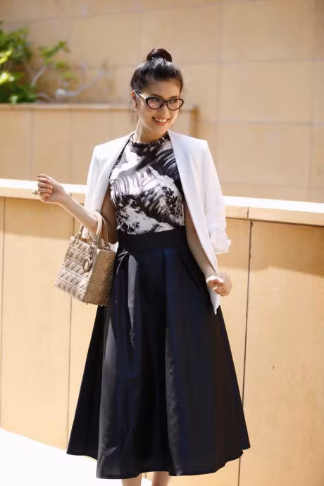 Hari Won, Toc Tien an tuong voi trang phuc doi thuong - Anh 4