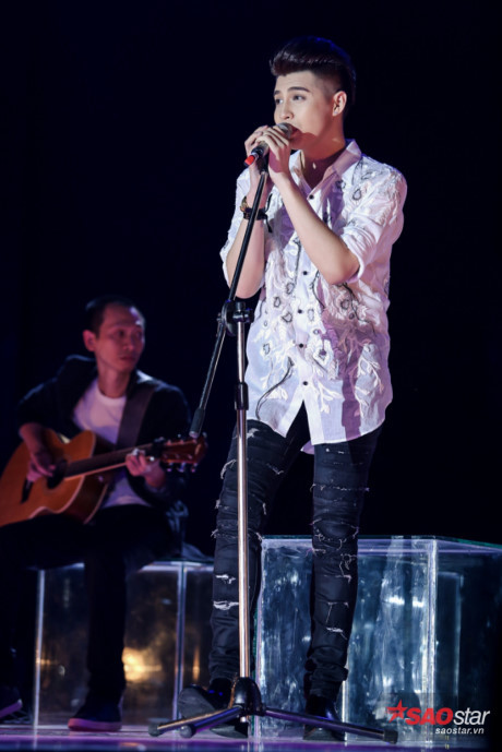 Noo Phước Thịnh rủ Ngô Kiến Huy cùng nhau lăng xê áo sơmi thêu hoa nổi - Ảnh 3 Noo Phuoc Thinh ru Ngo Kien Huy cung nhau lang xe ao somi theu hoa noi - Anh 3