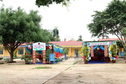 Thư viện thân thiện trường Tiểu học Nguyễn Thị Minh Khai, huyện Krông Pắc Thư viện thân thiện trường Tiểu học Nguyễn Thị Minh Khai, huyện Krông Pắc
