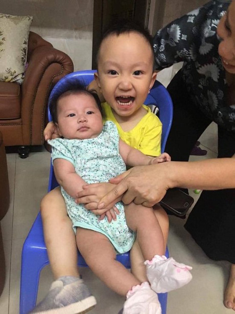 Jennifer Phạm khoe ảnh con trai, Mr Đàm hớn hở bên biệt thự triệu đô - Ảnh 5 Jennifer Pham khoe anh con trai, Mr Dam hon ho ben biet thu trieu do - Anh 5