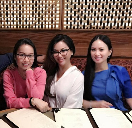 Jennifer Phạm khoe ảnh con trai, Mr Đàm hớn hở bên biệt thự triệu đô - Ảnh 11 Jennifer Pham khoe anh con trai, Mr Dam hon ho ben biet thu trieu do - Anh 11
