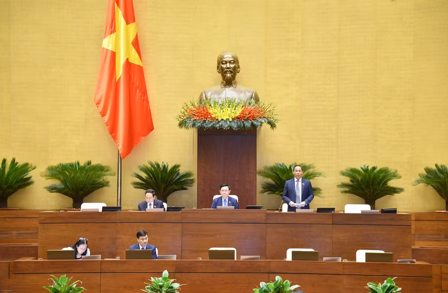 Thượng tướng Trần Quang Phương - Phó Chủ tịch Quốc hội điều hành Phiên họp 