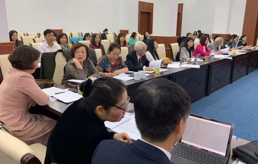 Các nhà khoa học, quản lý GDMN và chuyên gia tham dự Hội thảo.