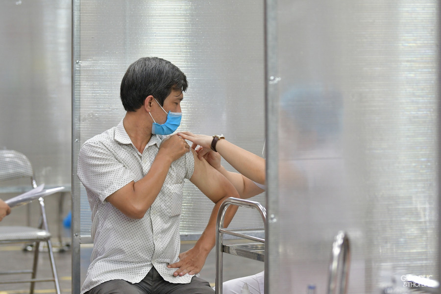 Có khoảng 3 gian tiêm chủng trong chiều ngày hôm nay.