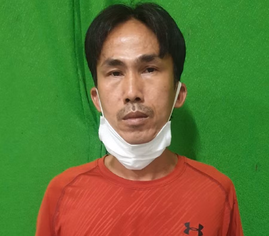 Đối tượng Thòng Sám Cẩu tại cơ quan điều tra. Ảnh: Công an An Giang.