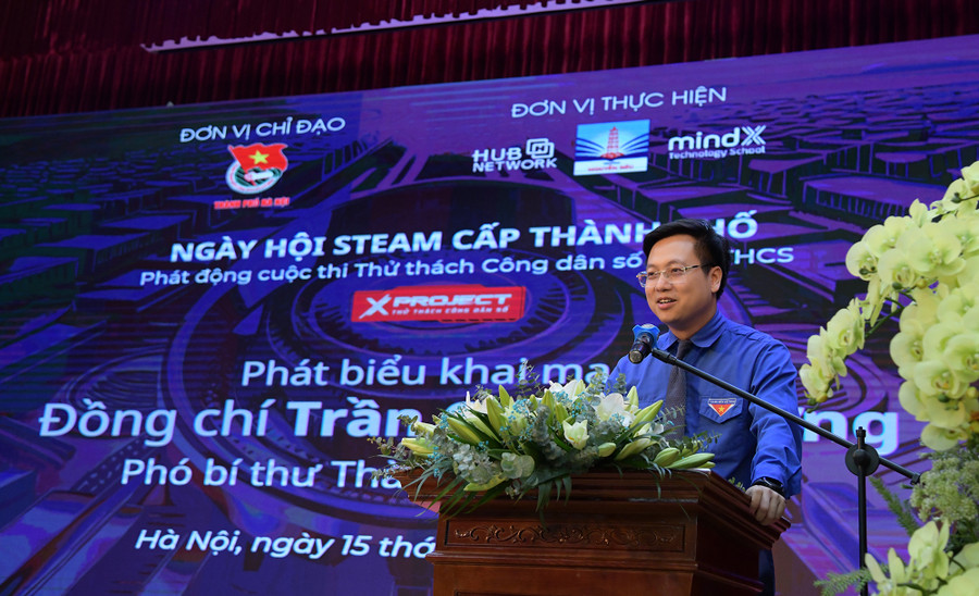 Phó Bí thư Thành đoàn Trần Quang Hưng phát biểu tại lễ phát động. Phó Bí thư Thành đoàn Trần Quang Hưng phát biểu tại lễ phát động.