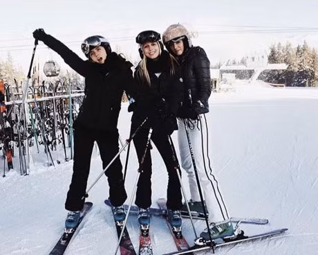 Cuoc song day thi phi cua chau gai tong thong - Anh 10