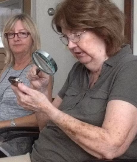 Anh sieu hai huoc khi cu gia dung smartphone - Anh 2