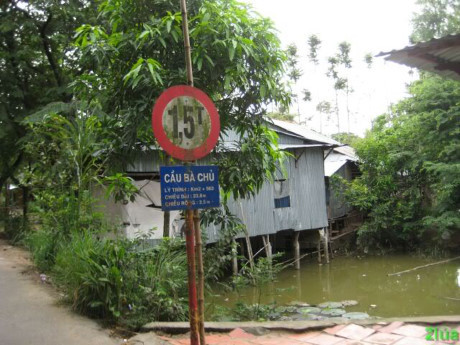 Cười ngất khi đọc tên 10 cây cầu chỉ có ở Việt Nam - Ảnh 5 Cuoi ngat khi doc ten 10 cay cau chi co o Viet Nam - Anh 5