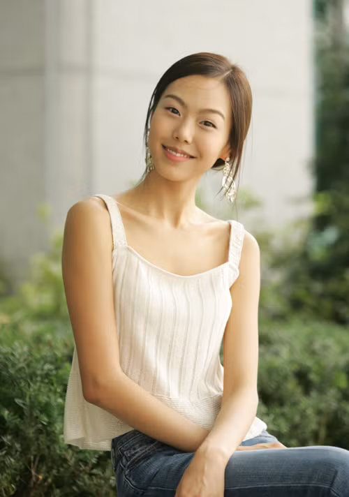 Lee Sun Gyun, Kim Min Hee đến Việt Nam dự LHP Quốc tế Hà Nội ảnh 1