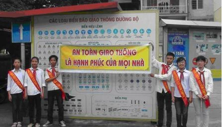 Xây dựng 1000 cổng trường an toàn giao thông