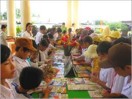 Học sinh Tây Bắc đón &quot;Chuyến tàu kể chuyện&quot;