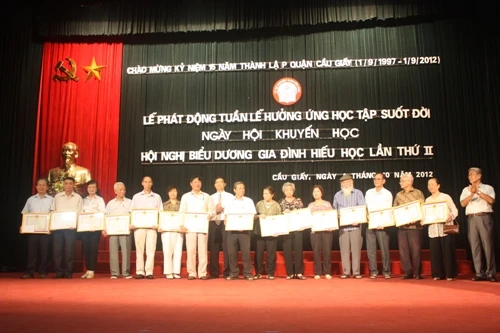 Hưởng ứng &quot;tuần lễ học tập suốt đời&quot;