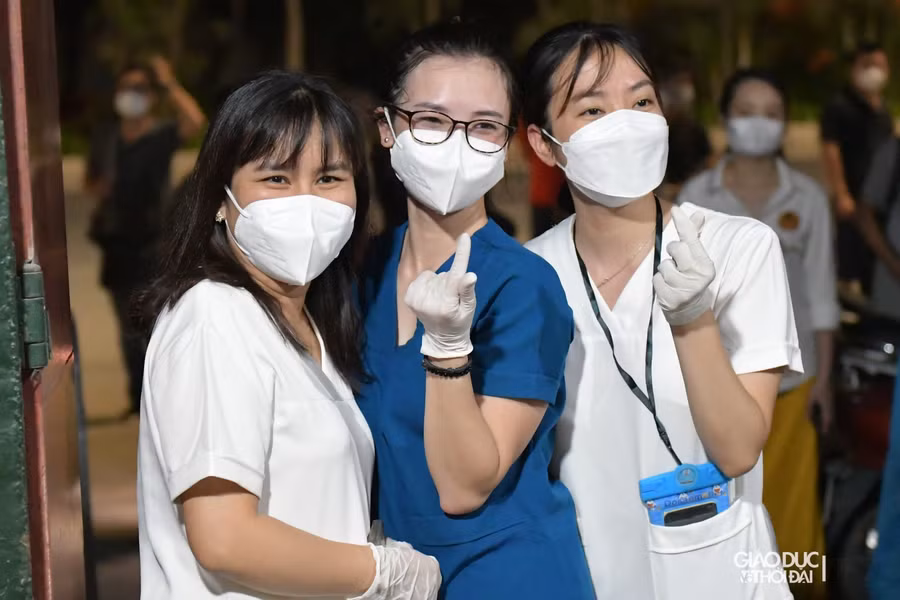 Dỡ bỏ phong tỏa "ổ dịch" Thanh Xuân Trung ảnh 13