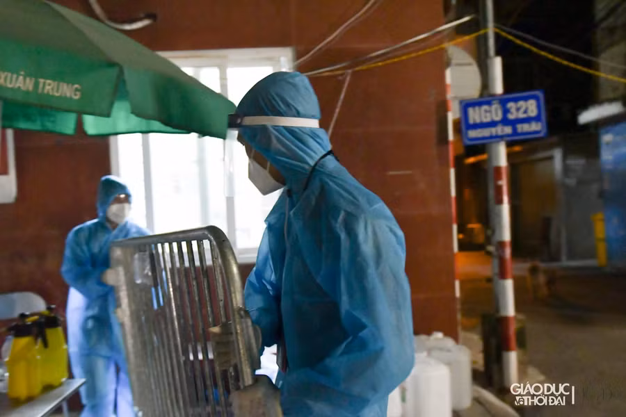 Dỡ bỏ phong tỏa "ổ dịch" Thanh Xuân Trung ảnh 5