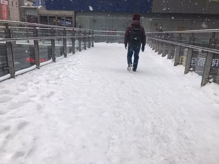 Tuyết đang rơi trở lại ở Thường Châu lúc 7h45 và đang diễn biến rất xấu