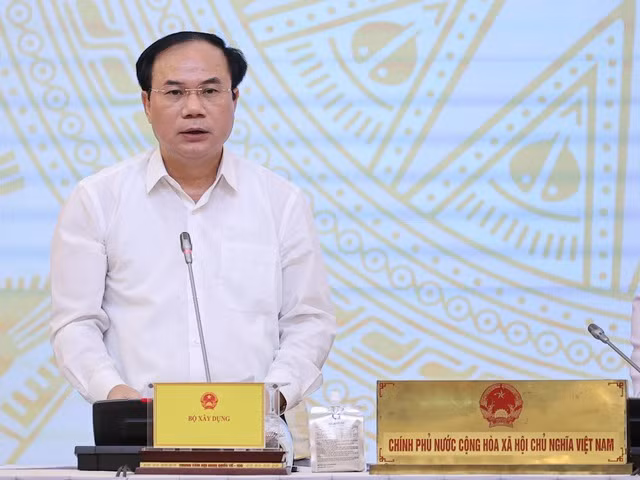 Thứ trưởng Bộ Xây dựng Nguyễn Văn Sinh. Ảnh: VGP.