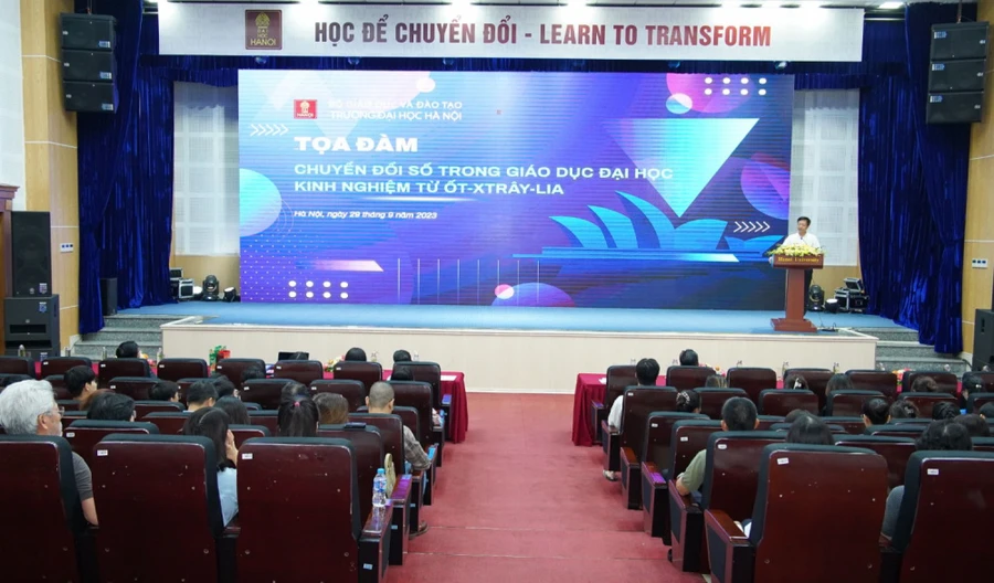 Toàn cảnh Tọa đàm.