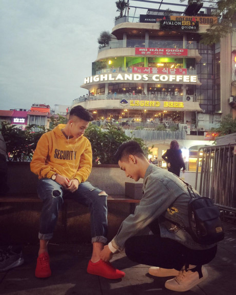 Chuyện tình nhiều sóng gió của cặp đôi Chuyen tinh nhieu song gio cua cap doi