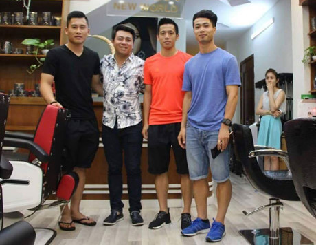 Vừa về nước, Công Phượng đã rủ đồng đội đi giải đen theo cách này - Ảnh 1 Vua ve nuoc, Cong Phuong da ru dong doi di giai den theo cach nay - Anh 1