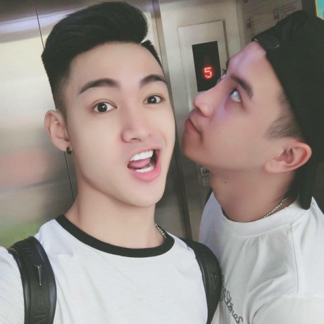 Chuyện tình nhiều sóng gió của cặp đôi Chuyen tinh nhieu song gio cua cap doi