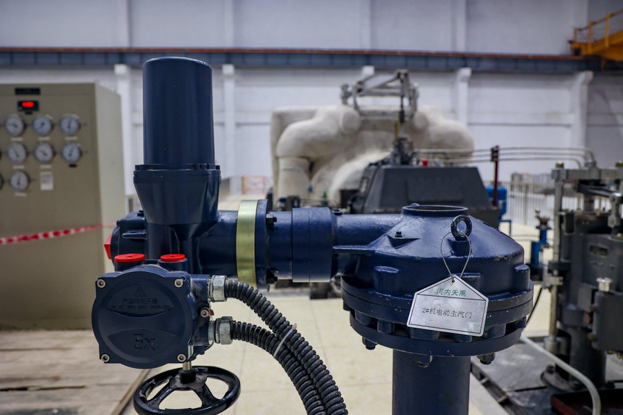 Dù chưa chính thức đưa vào vận hành nhưng từ cuối năm 2021 đến nay, nhà máy đã tiếp nhận hơn 30.000 tấn rác cho TP Hà Nội. Đáng chú ý, từ đầu tháng 6/2022 đến nay, khi Thủ đô ùn ứ rác trong nhiều ngày, thì hàng chục nghìn tấn rác đã được chuyển về nhà máy để giảm tải cho Hà Nội.