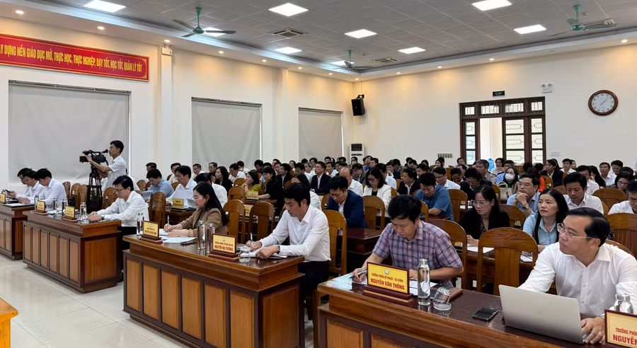 Đại diện các đơn vị, trường học tham dự hội nghị.