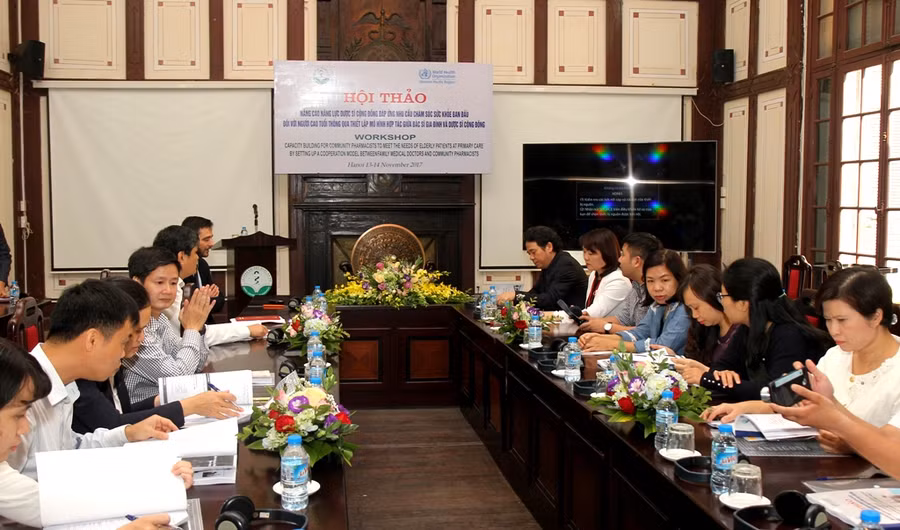 Hội thảo thu hút đông đảo các nhà dược học tham dự