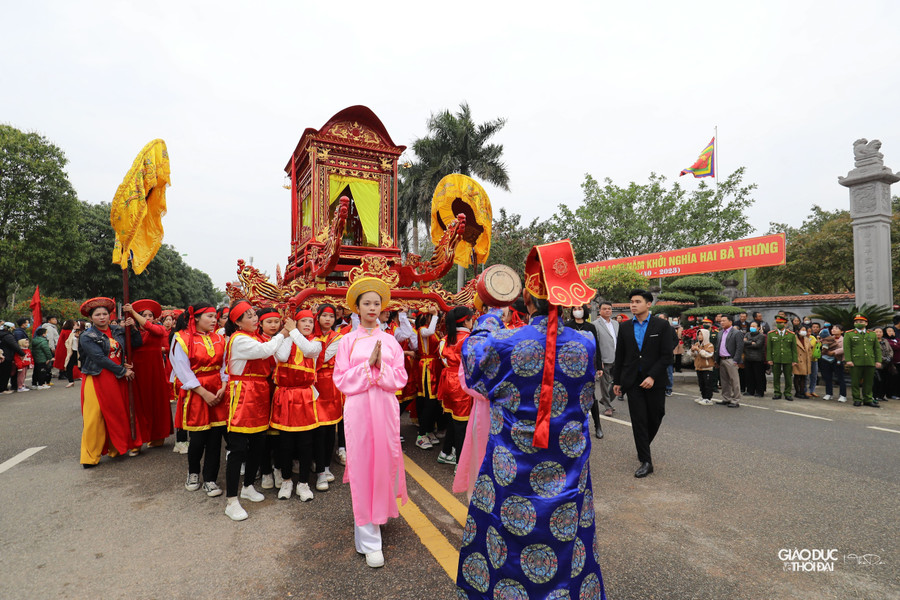 Phần hội diễn ra từ ngày mùng 6 đến hết mùng 8 tháng Giêng, gồm các hoạt động văn hóa văn nghệ, trò chơi dân gian truyền thống, thi đấu thể thao.