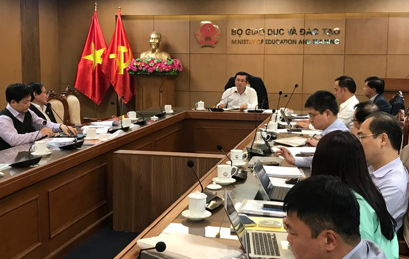 Chuyên gia, nhà khoa học ý kiến xây dựng trung tâm đào tạo xuất sắc và tài năng. Chuyên gia, nhà khoa học ý kiến xây dựng trung tâm đào tạo xuất sắc và tài năng.