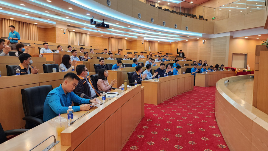 Toàn cảnh Hội nghị.