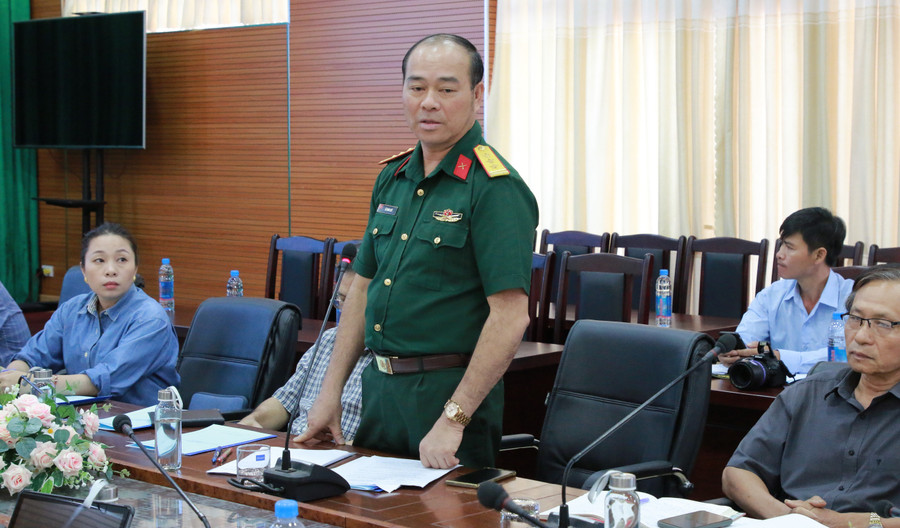 Thượng tá Lê Minh Quý, Phó Tham mưu trưởng Bộ Chỉ huy Quân sự tỉnh Đắk Lắk thông tin về phương án bảo đảm an ninh tại HKPĐ. (Ảnh: TT) Thượng tá Lê Minh Quý, Phó Tham mưu trưởng Bộ Chỉ huy Quân sự tỉnh Đắk Lắk thông tin về phương án bảo đảm an ninh tại HKPĐ. (Ảnh: TT)