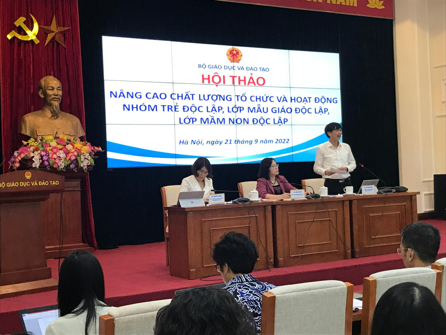 Vụ trưởng Vụ GDMN Nguyễn Bá Minh giải đáp những kiến nghị từ địa phương. Vụ trưởng Vụ GDMN Nguyễn Bá Minh giải đáp những kiến nghị từ địa phương.