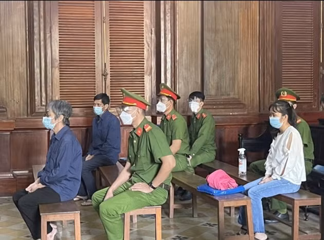 Các bị cáo tại phiên toà xét xử. Ảnh: Báo Bảo vệ Pháp luật.