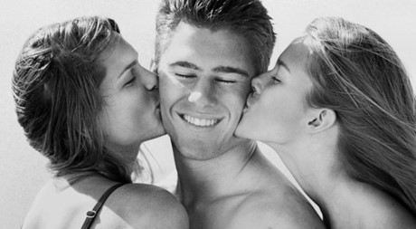 Dan ong co tien, de ngoai tinh? - Anh 1